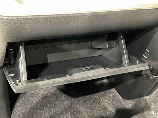 ムーヴキャンバスストライプスＧＬＥＤオートライト・フォグランプ　電動パーキングブレーキ　プッシュボタンスタート　セキュリティアラーム　バックカメラ　両側パワースライドドアウエルカムオープン機能　オート電動格納式ドアミラー（広島県）の中古車