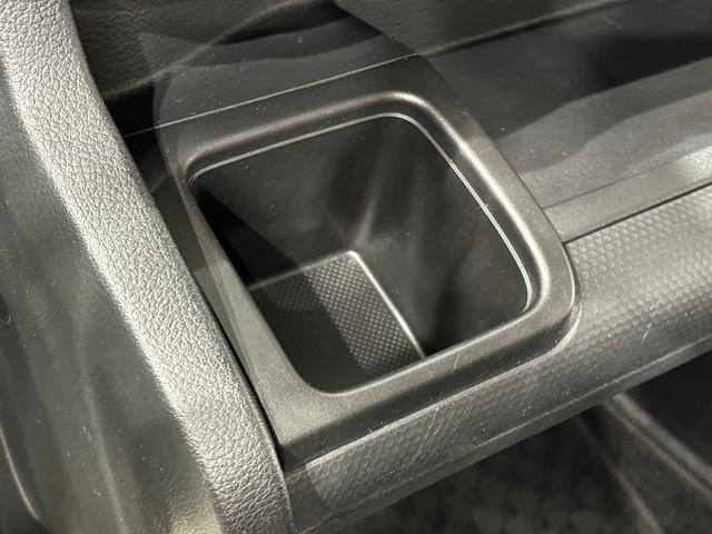 クロスビーハイブリッドＭＺ　ナビ・全方位カメラ・ＥＴＣスズキセーフティ・運転性シートヒーター・オートエアコン・オートライト・パワーウィンドウ・多収納・サイドエアバック・セキュリティアラーム・シートテーブル・キーフリー・ターンランプ付きドアミラー・フォグ（広島県）の中古車