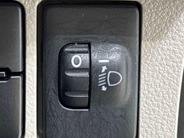 ムーヴＸリミテッドII　ＳＡIIIナビ　バックカメラ　ドラレコ　ＥＴＣ　運転席シートヒーター　アルミホイール　オートライト　プッシュボタンスタート　セキュリティアラーム　キーフリーシステム　オート電動格納式ドアミラー　シートリフター（広島県）の中古車