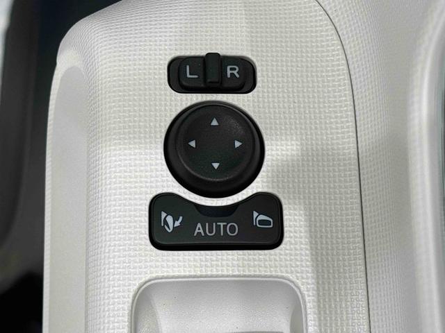 ムーヴキャンバスストライプスGLEDオートライト・フォグランプ 電動パーキングブレーキ プッシュボタンスタート セキュリティアラーム バックカメラ 両側パワースライドドアウエルカムオープン機能 オート電動格納式ドアミラー(広島県)の中古車