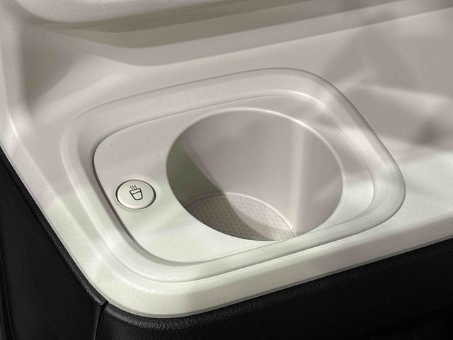 ムーヴキャンバスストライプスGLEDオートライト・フォグランプ 電動パーキングブレーキ プッシュボタンスタート セキュリティアラーム バックカメラ 両側パワースライドドアウエルカムオープン機能 オート電動格納式ドアミラー(広島県)の中古車