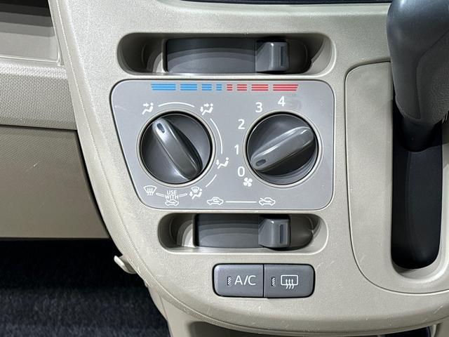 ムーヴＬ　ＳＡ純正ナビゲーション　バックモニター　運転席側シートリフター　電動格納ドアミラー　盗難防止警報アラーム　マニュアルエアコン　キーレスエントリー（広島県）の中古車