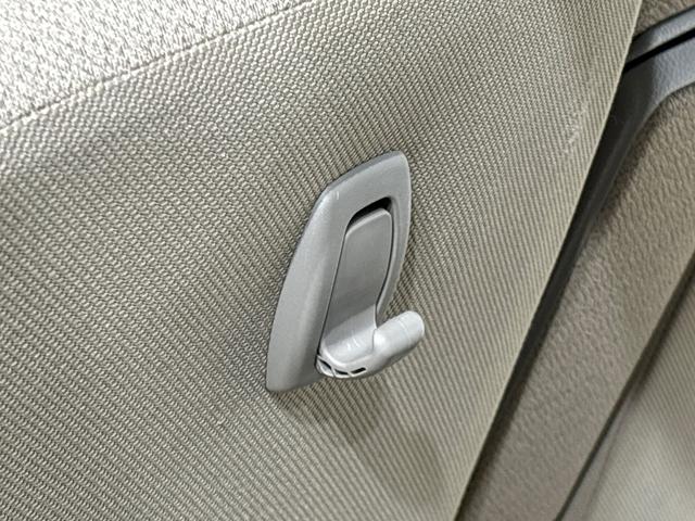 ムーヴＬ　ＳＡ純正ナビゲーション　バックモニター　運転席側シートリフター　電動格納ドアミラー　盗難防止警報アラーム　マニュアルエアコン　キーレスエントリー（広島県）の中古車