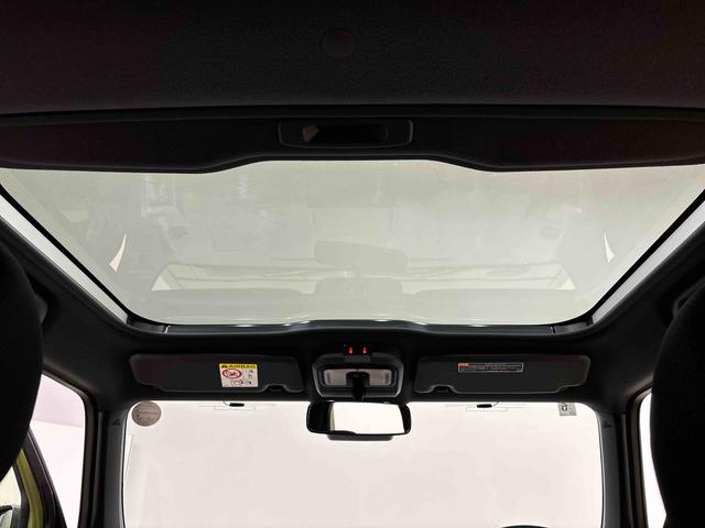 タフトＧターボ　クロムベンチャースカイフィールトップ　クロムパック　メッキパック　シルバーアンダーガーニッシュ　インテリアアクセント　ＬＥＤオートハイビーム＆フォグランプ　電動パーキングブレーキ　バックカメラ　アルミホイール（広島県）の中古車