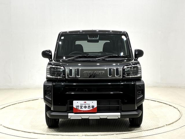 タフトＧターボ　クロムベンチャースカイフィールトップ　クロムパック　メッキパック　シルバーアンダーガーニッシュ　インテリアアクセント　ＬＥＤオートハイビーム＆フォグランプ　電動パーキングブレーキ　バックカメラ　アルミホイール（広島県）の中古車