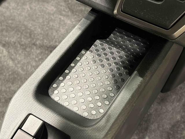 タフトＧターボ　クロムベンチャースカイフィールトップ　クロムパック　メッキパック　シルバーアンダーガーニッシュ　インテリアアクセント　ＬＥＤオートハイビーム＆フォグランプ　電動パーキングブレーキ　バックカメラ　アルミホイール（広島県）の中古車