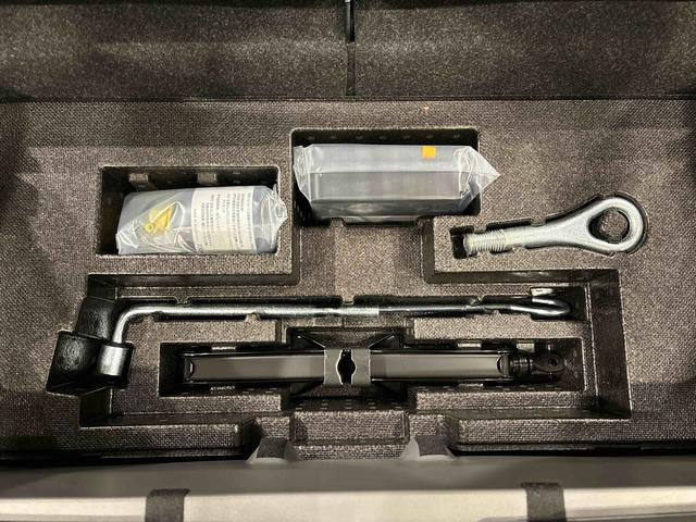 タフトＧターボ　クロムベンチャースカイフィールトップ　クロムパック　メッキパック　シルバーアンダーガーニッシュ　インテリアアクセント　ＬＥＤオートハイビーム＆フォグランプ　電動パーキングブレーキ　バックカメラ　アルミホイール（広島県）の中古車