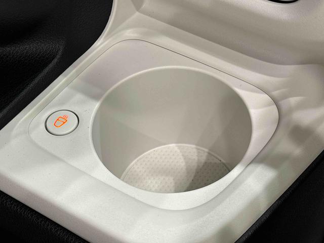 ムーヴキャンバスストライプスG バックモニター対応カメラ シートヒーターLEDオートライト・フォグランプ 電動パーキングブレーキ プッシュボタンスタート セキュリティアラーム バックカメラ 両側パワースライドドアウエルカムオープン機能 オート電動格納式ドアミラー(広島県)の中古車