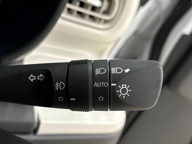 ムーヴキャンバスストライプスＧ　バックモニター対応　電動パーキングブレーキＬＥＤオートライト・フォグランプ　電動パーキングブレーキ　プッシュボタンスタート　セキュリティアラーム　バックカメラ　両側パワースライドドアウエルカムオープン機能　オート電動格納式ドアミラー（広島県）の中古車