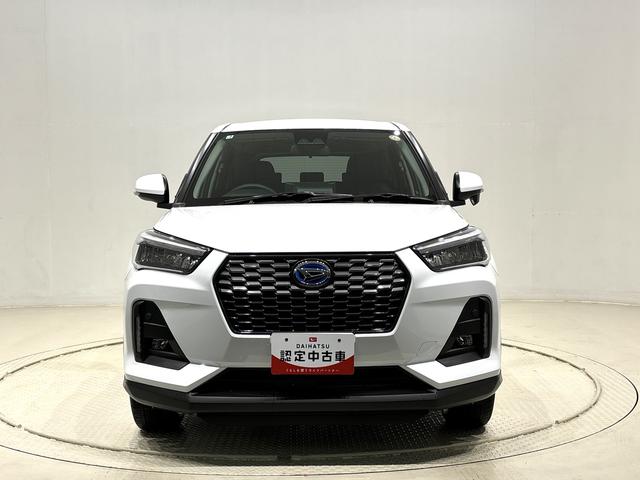 ロッキープレミアムＧ　ＨＥＶ　バックモニター対応カメラＬＥＤヘッドランプ・フォグランプ　全車速追従機能付アダプティブクルーズコントロール　レーンキープコントロール　ブラインドスポットモニター　１７インチアルミホイール　シートヒーター（広島県）の中古車