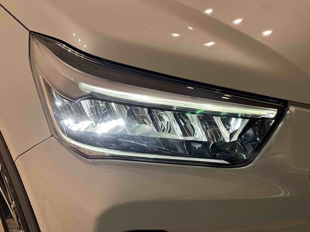 ロッキープレミアムＧ　ＨＥＶ　バックモニター対応カメラＬＥＤヘッドランプ・フォグランプ　全車速追従機能付アダプティブクルーズコントロール　レーンキープコントロール　ブラインドスポットモニター　１７インチアルミホイール　シートヒーター（広島県）の中古車