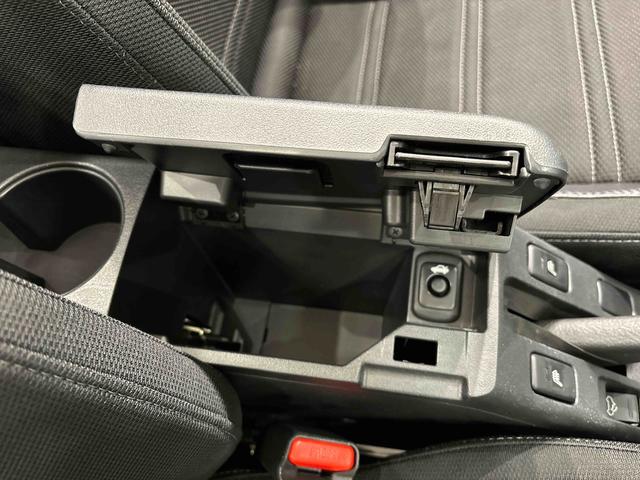 コペンローブナビ　バックカメラ　ＥＴＣ　ドラレコ　　電動開閉式ルーフ　ＬＥＤヘッドランプ　ハロゲンフォグランプ　　アルミホイール　プッシュボタンスタート　セキュリティアラーム　スタビライザー（フロント・リヤ）（広島県）の中古車