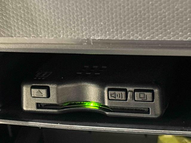 タフトG スタイルパック(ブラック) ダークブラックメッキスカイフィールトップ LEDオートライト オートハイビーム 運転席/助手席シートヒーター プッシュボタンスタート キーフリーシステム 電動パーキングブレーキ バックカメラ アルミホイール(広島県)の中古車