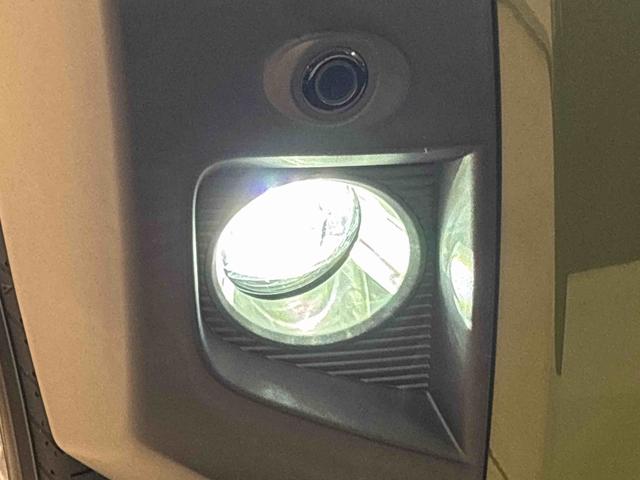 タフトG スタイルパック(ブラック) ダークブラックメッキスカイフィールトップ LEDオートライト オートハイビーム 運転席/助手席シートヒーター プッシュボタンスタート キーフリーシステム 電動パーキングブレーキ バックカメラ アルミホイール(広島県)の中古車