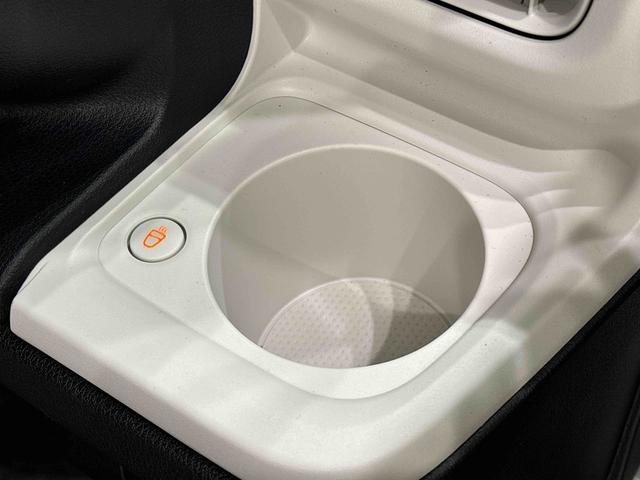 ムーヴキャンバスストライプスＧ　２トーンカラー　バックカメラ付ＬＥＤオートライト・フォグランプ　電動パーキングブレーキ　プッシュボタンスタート　セキュリティアラーム　バックカメラ　両側パワースライドドアウエルカムオープン機能　オート電動格納式ドアミラー（広島県）の中古車