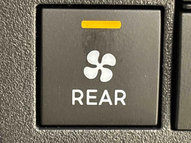 ハイゼットカーゴDXキーレスエントリー マニュアルエアコン 運転席・助手席パワーウインドウ オートライト ハンド式サイドブレーキ ハロゲンヘッドライト アイドリングストップ機能 テンパータイヤ(広島県)の中古車