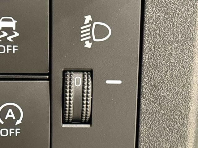 ハイゼットカーゴDXキーレスエントリー マニュアルエアコン 運転席・助手席パワーウインドウ オートライト ハンド式サイドブレーキ ハロゲンヘッドライト アイドリングストップ機能 テンパータイヤ(広島県)の中古車