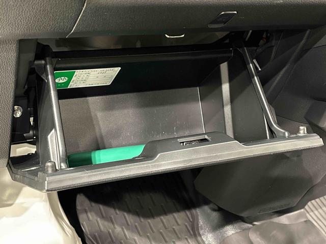 ハイゼットカーゴDXキーレスエントリー マニュアルエアコン 運転席・助手席パワーウインドウ オートライト ハンド式サイドブレーキ ハロゲンヘッドライト アイドリングストップ機能 テンパータイヤ(広島県)の中古車