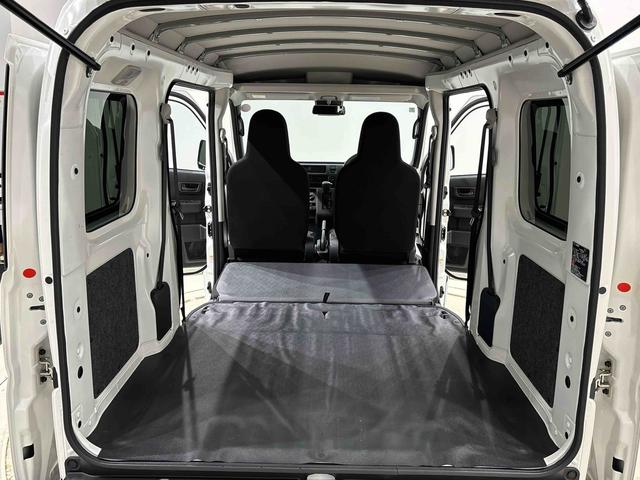 ハイゼットカーゴDXキーレスエントリー マニュアルエアコン 運転席・助手席パワーウインドウ オートライト ハンド式サイドブレーキ ハロゲンヘッドライト アイドリングストップ機能 テンパータイヤ(広島県)の中古車