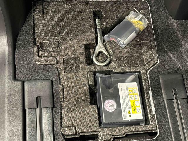 タントファンクロスターボＬＥＤオートライト　パワースライドドアウェルカムオープン機能　電動パーキングブレーキ　運転席助手席シートヒーター　アルミホイール　キーフリーシステム　　オート電動格納式ドアミラー（広島県）の中古車