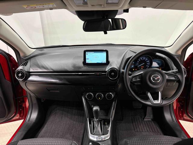 デミオ１３Ｓナビゲーション　バックカメラ　ＥＴＣ　オートエアコン　オートライト　電動格納式ドアミラー　プッシュスタート　シートヒーターシートリフター（広島県）の中古車