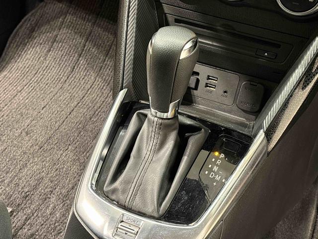 デミオ１３Ｓナビゲーション　バックカメラ　ＥＴＣ　オートエアコン　オートライト　電動格納式ドアミラー　プッシュスタート　シートヒーターシートリフター（広島県）の中古車