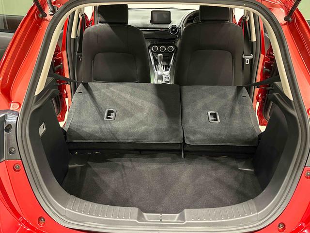 デミオ１３Ｓナビゲーション　バックカメラ　ＥＴＣ　オートエアコン　オートライト　電動格納式ドアミラー　プッシュスタート　シートヒーターシートリフター（広島県）の中古車