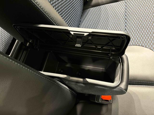 タントカスタムＲＳＬＥＤオートライト　パワースライドドアウェルカムオープン機能　電動パーキングブレーキ　運転席助手席シートヒーター　アルミホイール　キーフリーシステム　　オート電動格納式ドアミラー（広島県）の中古車