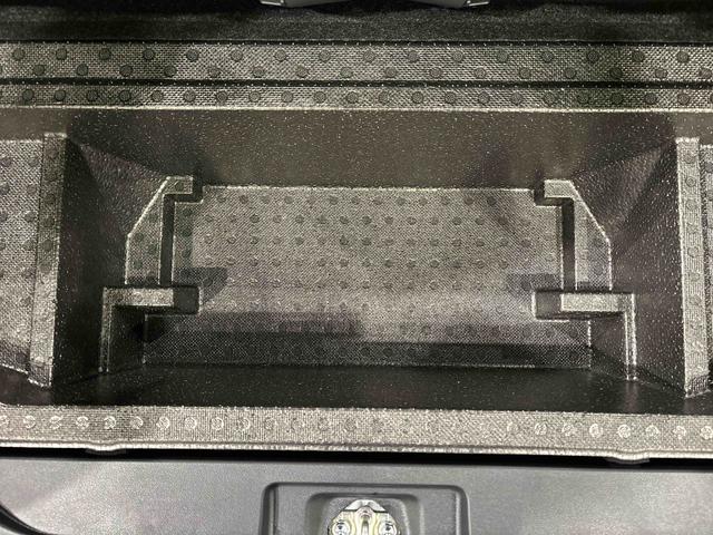 タントカスタムＲＳＬＥＤオートライト　パワースライドドアウェルカムオープン機能　電動パーキングブレーキ　運転席助手席シートヒーター　アルミホイール　キーフリーシステム　　オート電動格納式ドアミラー（広島県）の中古車