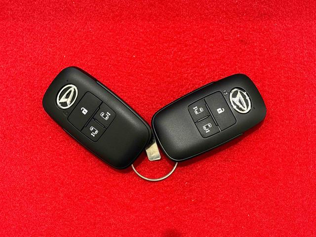 タントカスタムＲＳＬＥＤオートライト　パワースライドドアウェルカムオープン機能　電動パーキングブレーキ　運転席助手席シートヒーター　アルミホイール　キーフリーシステム　　オート電動格納式ドアミラー（広島県）の中古車