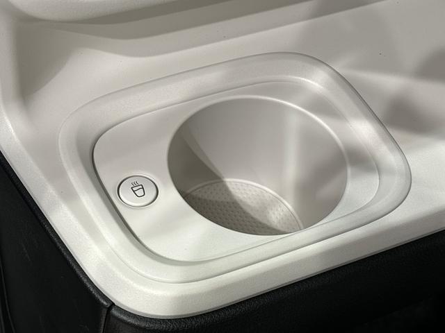 ムーヴキャンバスストライプスＧ　２トーンカラー　バックカメラ付ＬＥＤオートライト・フォグランプ　電動パーキングブレーキ　プッシュボタンスタート　セキュリティアラーム　バックカメラ　両側パワースライドドアウエルカムオープン機能　オート電動格納式ドアミラー（広島県）の中古車