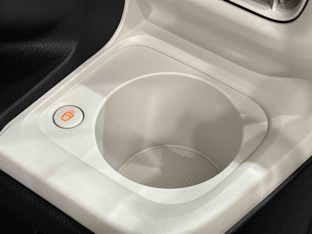 ムーヴキャンバスストライプスＧ　令和７年式　保証継承　未走行車保証継承・ＬＥＤオートライト・フォグランプ　電動パーキングブレーキ　プッシュボタンスタート　セキュリティアラーム　バックカメラ　両側パワースライドドアウエルカムオープン機能　オート電動格納式ドアミラー（広島県）の中古車