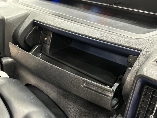 タントカスタムＲＳ　パノラマモニター対応カメラ　サイドエアバッグＬＥＤヘッドライト・フォグランプ　電動パーキングブレーキ　プッシュボタンスタート　後席両側パワースライドドア　運転席・助手席シートヒーター　オートエアコン　オートライト　純正１５インチアルミホイール（広島県）の中古車