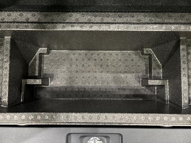 タントカスタムＲＳ　パノラマモニター対応カメラ　サイドエアバッグＬＥＤヘッドライト・フォグランプ　電動パーキングブレーキ　プッシュボタンスタート　後席両側パワースライドドア　運転席・助手席シートヒーター　オートエアコン　オートライト　純正１５インチアルミホイール（広島県）の中古車