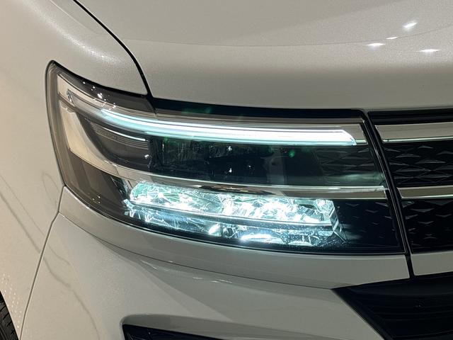 タントカスタムＲＳ　パノラマモニター対応カメラ　サイドエアバッグＬＥＤヘッドライト・フォグランプ　電動パーキングブレーキ　プッシュボタンスタート　後席両側パワースライドドア　運転席・助手席シートヒーター　オートエアコン　オートライト　純正１５インチアルミホイール（広島県）の中古車