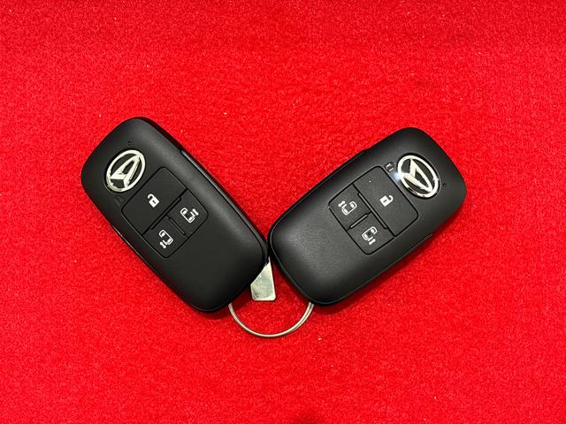 タントカスタムＲＳパノラマカメラ　ＬＥＤオートライト　パワースライドドアウェルカムオープン機能　電動パーキングブレーキ　運転席助手席シートヒーター　アルミホイール　キーフリーシステム　　オート電動格納式ドアミラー（広島県）の中古車