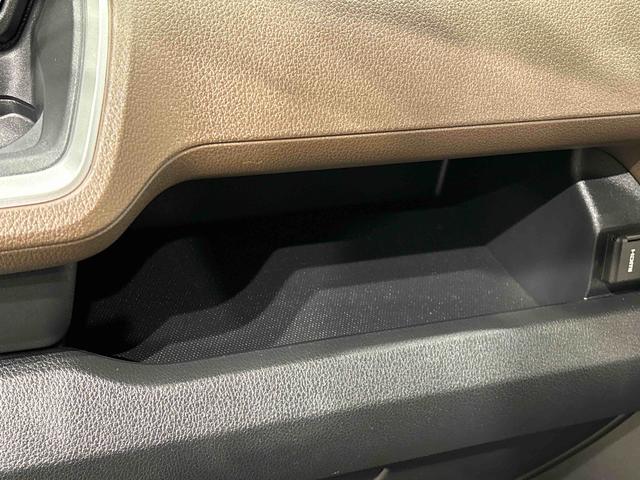 ムーヴＧ　９インチディスプレイオーディオ　ワイヤレス充電ＬＥＤオートライト・フォグランプ　電動パーキングブレーキ　プッシュボタンスタート　セキュリティアラーム　バックカメラ　左側パワースライドドアウエルカムオープン機能　オート電動格納式ドアミラー（広島県）の中古車