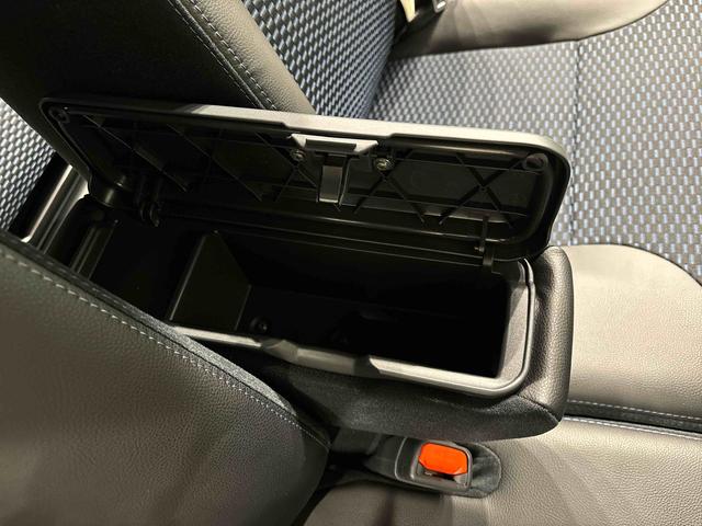 タントカスタムＲＳＬＥＤオートライト　パワースライドドアウェルカムオープン機能　電動パーキングブレーキ　運転席助手席シートヒーター　アルミホイール　キーフリーシステム　　オート電動格納式ドアミラー（広島県）の中古車