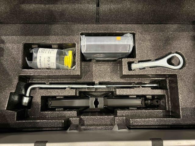 タフトG クロムベンチャー バックカメラ付 全車速追従機能付ACCスカイフィールトップ クロムパック メッキパック シルバーアンダーガーニッシュ インテリアアクセント LEDオートライト&フォグランプ 電動パーキングブレーキ バックカメラ アルミホイール(広島県)の中古車