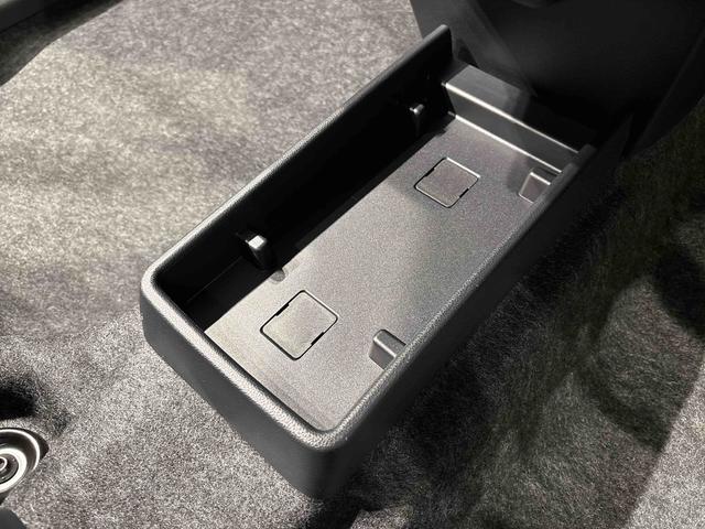 ミライースX SAIII 4WD キーレスエントリー コーナーセンサーLEDヘッドランプ セキュリティアラーム 14インチフルホイールキャップ 電動格納式ドアミラー ショツピングフック マニュアルエアコン オートハイビーム 衝突回避支援ブレーキ 衝突警報機能(広島県)の中古車