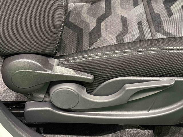 タフトＧ　クロムベンチャー　バックカメラ　電動パーキングブレーキスカイフィールトップ　クロムパック　メッキパック　シルバーアンダーガーニッシュ　インテリアアクセント　ＬＥＤヘッドランプ＆フォグランプ　リヤヒーターダクト　バックカメラ　１５インチアルミホイール（広島県）の中古車