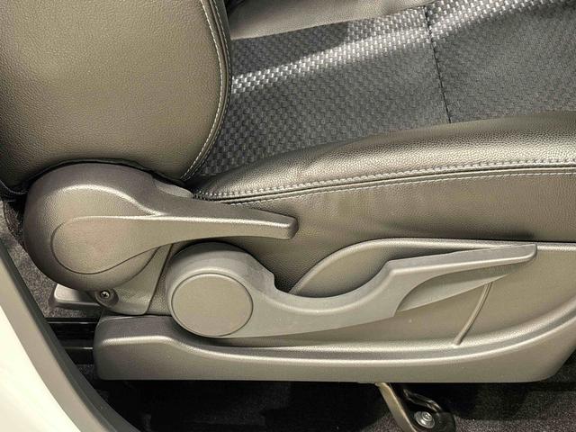 タントカスタムＲＳ　プッシュボタンスタート　バックカメラＬＥＤオートライト　パワースライドドアウェルカムオープン機能　電動パーキングブレーキ　運転席助手席シートヒーター　アルミホイール　キーフリーシステム　　オート電動格納式ドアミラー　ステアリングスイッチ（広島県）の中古車