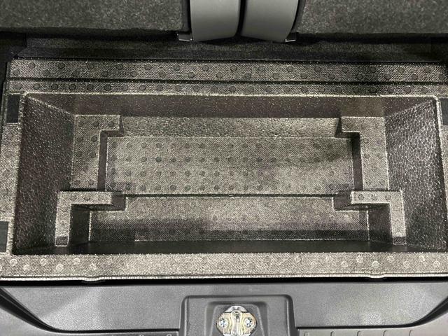 タントカスタムＲＳ　プッシュボタンスタート　バックカメラＬＥＤオートライト　パワースライドドアウェルカムオープン機能　電動パーキングブレーキ　運転席助手席シートヒーター　アルミホイール　キーフリーシステム　　オート電動格納式ドアミラー　ステアリングスイッチ（広島県）の中古車