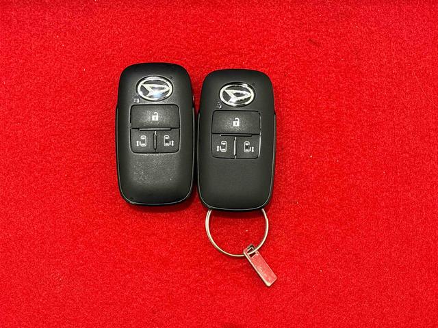 タントカスタムＲＳ　プッシュボタンスタート　バックカメラＬＥＤオートライト　パワースライドドアウェルカムオープン機能　電動パーキングブレーキ　運転席助手席シートヒーター　アルミホイール　キーフリーシステム　　オート電動格納式ドアミラー　ステアリングスイッチ（広島県）の中古車