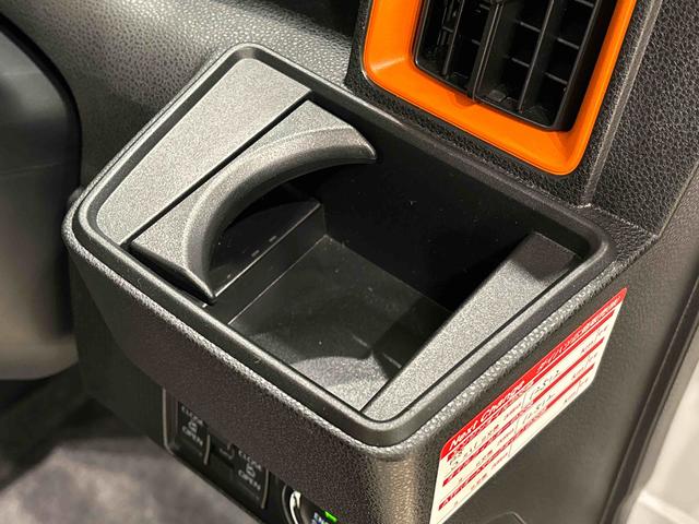 タントファンクロス　両側電動スライドドア　キーフリーシステム純正ナビ装着用アップグレードパック　運転席・助手席シートヒーター　電動パーキングブレーキ　オートブレーキホールド機能　格納式リヤドアサンシェード　運転席シートリフター　チルトステアリング（広島県）の中古車