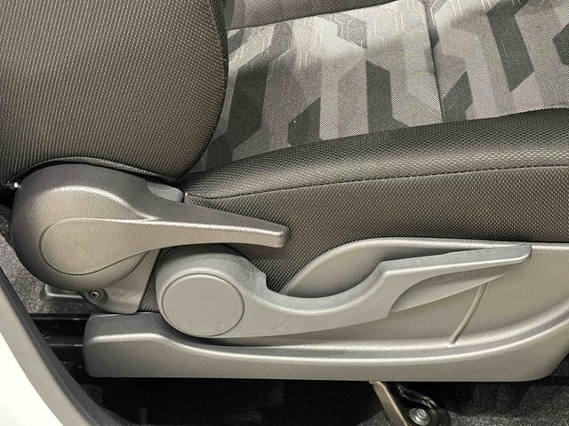 タントファンクロス　両側電動スライドドア　キーフリーシステム純正ナビ装着用アップグレードパック　運転席・助手席シートヒーター　電動パーキングブレーキ　オートブレーキホールド機能　格納式リヤドアサンシェード　運転席シートリフター　チルトステアリング（広島県）の中古車