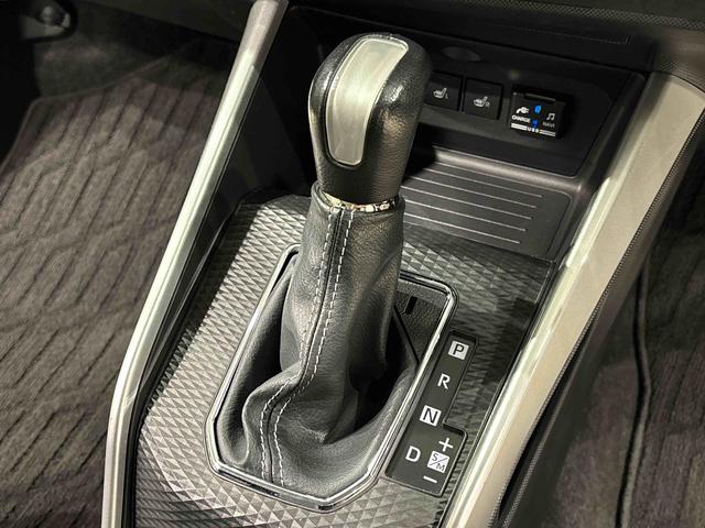 ロッキープレミアムナビ　パノラマ　ドラレコ　ＥＴＣ　ＬＥＤヘッドランプ　全車速追従機能付アダプティブクルーズコントロール　レーンキープコントロール　ブラインドスポットモニター　アルミホイール　シートヒーター（広島県）の中古車