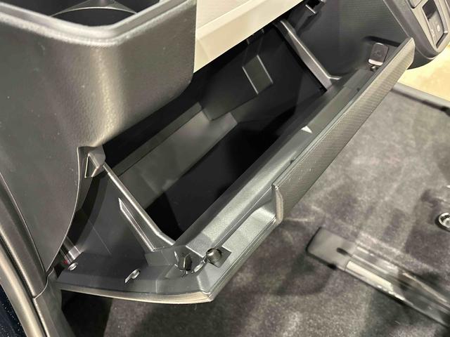 タントＸＬＥＤオートライト　パワースライドドアウェルカムオープン機能　電動パーキングブレーキ　運転席助手席シートヒーター　　フルホイールキャツプ　キーフリーシステム　　オート電動格納式ドアミラー（広島県）の中古車