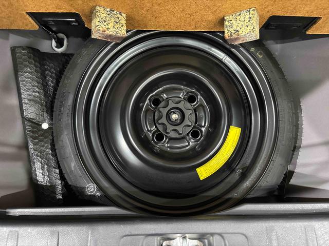 ムーヴコンテカスタム　Ｘ　ＶＳ　ＣＤ対応ＡＭ／ＦＭラジオチューナー付ＣＤ対応ＡＭ／ＦＭラジオチューナー付　キーフリーエントリー　オートエアコン　シートリフター　電動格納ドアミラー　セキュリティアラーム　革巻きステアリング　アルミホイール（広島県）の中古車