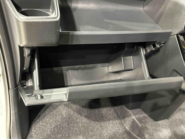 タントカスタムＲＳ　ターボ　両側電動スライドドア　電子パーキングパノラマカメラ　ＬＥＤオートライト　パワースライドドアウェルカムオープン機能　電動パーキングブレーキ　運転席助手席シートヒーター　アルミホイール　キーフリーシステム　　オート電動格納式ドアミラー（広島県）の中古車